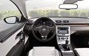   Volkswagen CC - 2012