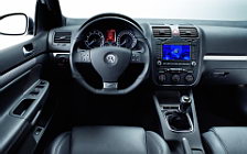 Volkswagen Golf R32 - 2005