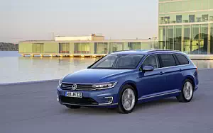   Volkswagen Passat Variant GTE - 2015