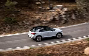   Volkswagen T-Roc 4MOTION - 2017