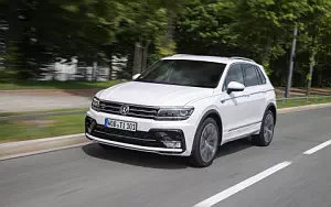   Volkswagen Tiguan R-Line - 2016