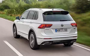   Volkswagen Tiguan R-Line - 2016