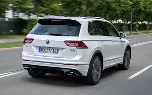   Volkswagen Tiguan R-Line - 2016