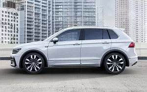   Volkswagen Tiguan R-Line - 2016