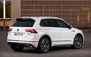   Volkswagen Tiguan R-Line - 2016