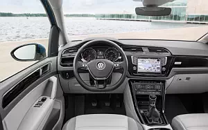   Volkswagen Touran TDI - 2015