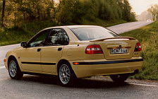   Volvo S40 - 2001