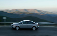   Volvo S40 - 2004