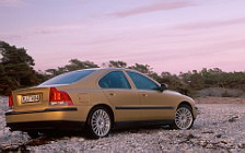   Volvo S60 - 2001