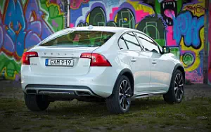   Volvo S60 D4 Cross Country - 2016