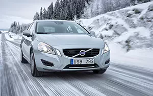   Volvo V60 Plug-in-Hybrid - 2013