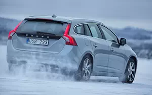   Volvo V60 Plug-in-Hybrid - 2013