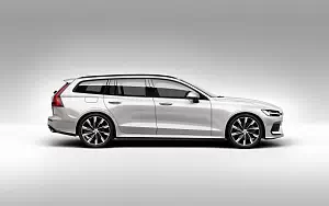   Volvo V60 T6 AWD Momentum - 2018