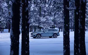   Volvo V60 T5 Cross Country - 2019