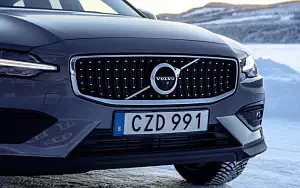   Volvo V60 T5 Cross Country - 2019