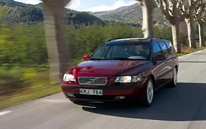   Volvo V70 - 2001