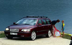   Volvo V70 - 2001