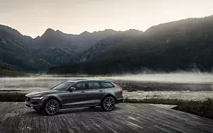   Volvo V90 T6 Cross Country - 2016