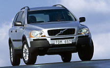   Volvo XC90 - 2003