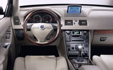   Volvo XC90 - 2003