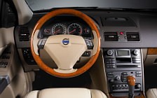   Volvo XC90 - 2007