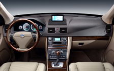   Volvo XC90 - 2011