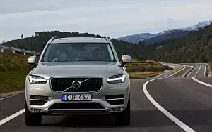   Volvo XC90 D5 Momentum - 2015